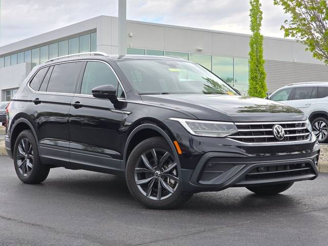 2023 Volkswagen Tiguan SE AWD photo