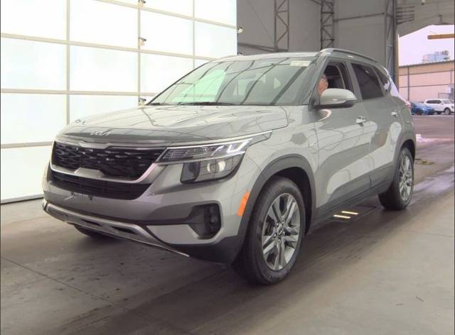 2023 Kia Seltos S AWD photo