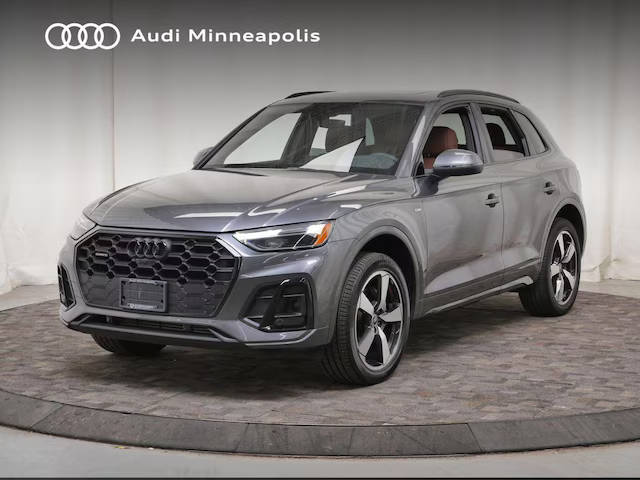 2023 Audi Q5 S line Premium Plus AWD photo