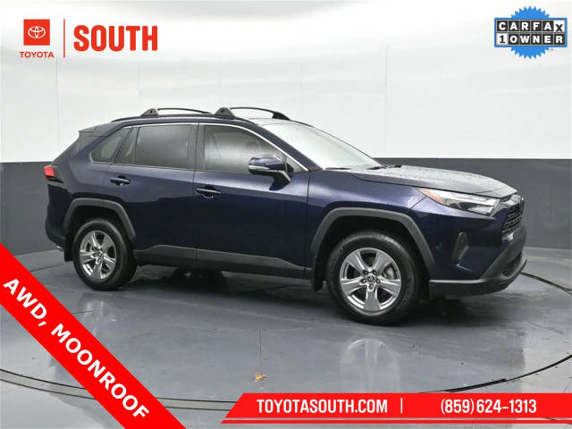 2023 Toyota RAV4 XLE AWD photo