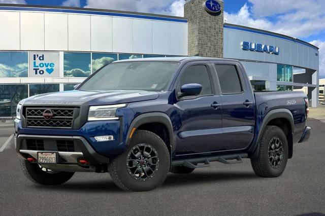 2023 Nissan Frontier PRO-4X 4WD photo