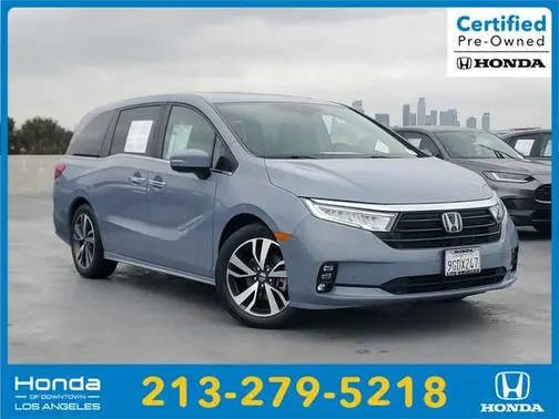 2023 Honda Odyssey Touring FWD photo