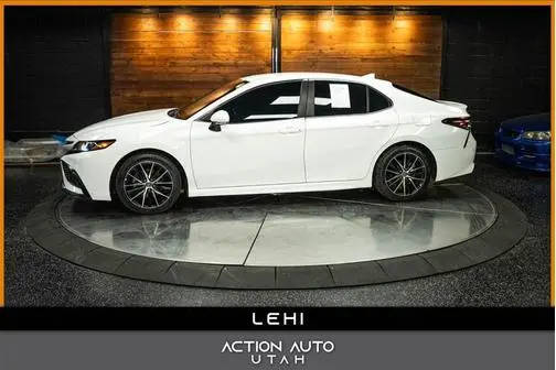 2023 Toyota Camry SE FWD photo
