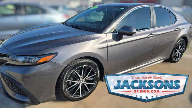 2021 Toyota Camry SE FWD photo