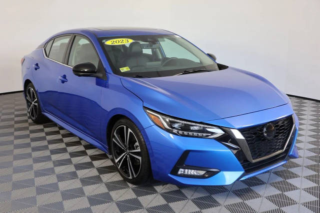 2023 Nissan Sentra SR FWD photo