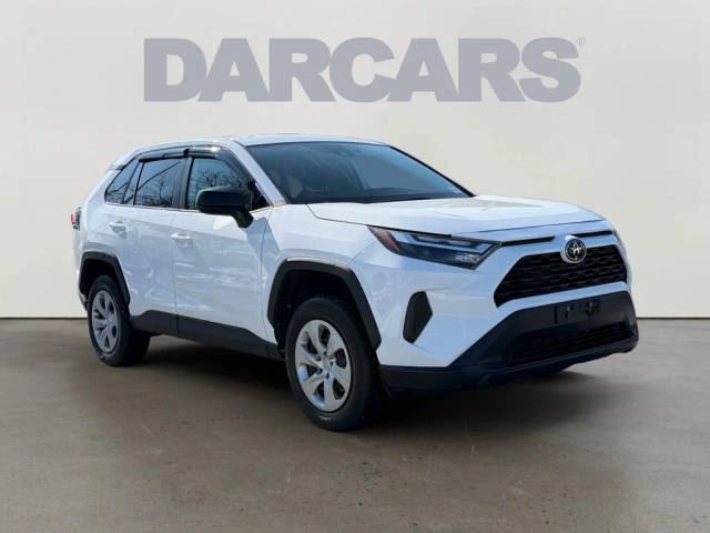 2023 Toyota RAV4 LE FWD photo