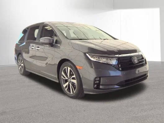 2023 Honda Odyssey Touring FWD photo