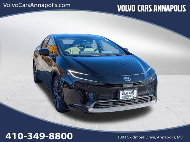 2023 Toyota Prius XLE FWD photo