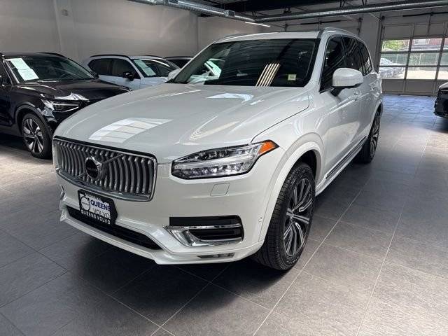 2023 Volvo XC90 Plus AWD photo