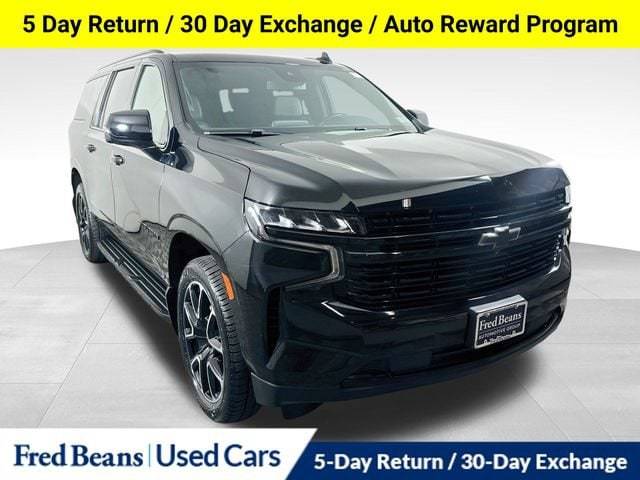 2023 Chevrolet Suburban RST 4WD photo