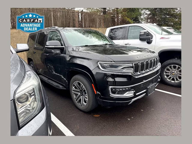 2023 Jeep Wagoneer Series II 4WD photo