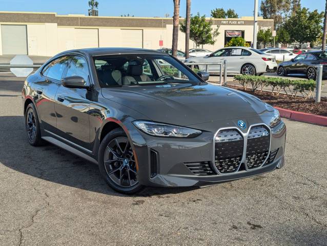 2023 BMW i4 eDrive35 RWD photo