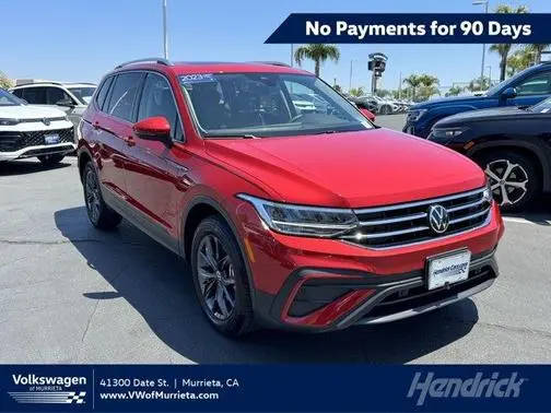 2023 Volkswagen Tiguan SE FWD photo