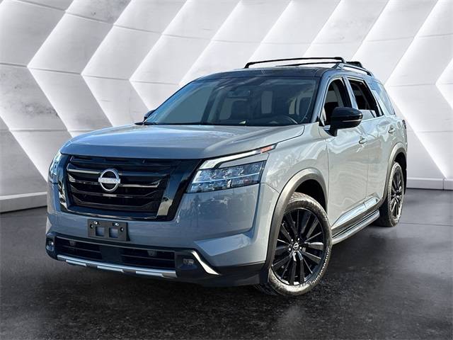 2023 Nissan Pathfinder Platinum 4WD photo