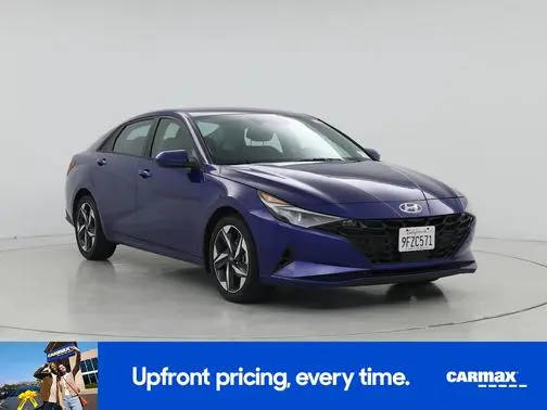 2023 Hyundai Elantra SEL FWD photo