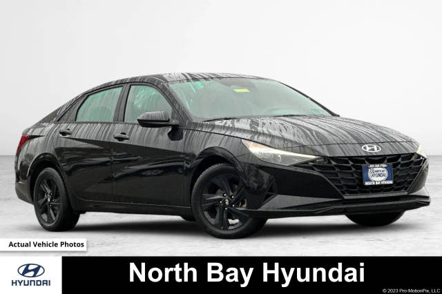 2023 Hyundai Elantra SEL FWD photo