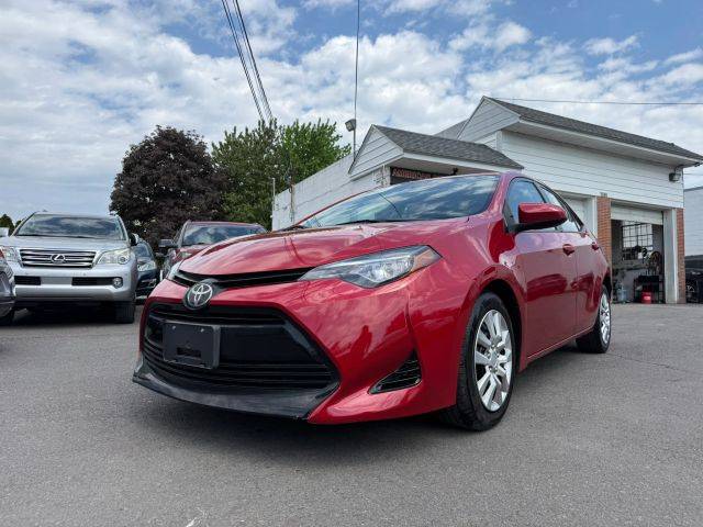 2019 Toyota Corolla LE FWD photo