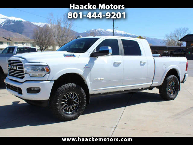 2022 Ram 3500 Laramie 4WD photo