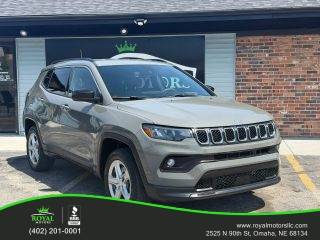 2023 Jeep Compass Latitude 4WD photo