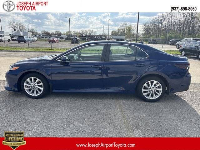 2023 Toyota Camry LE FWD photo