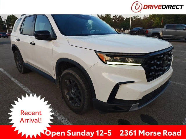 2023 Honda Pilot TrailSport AWD photo