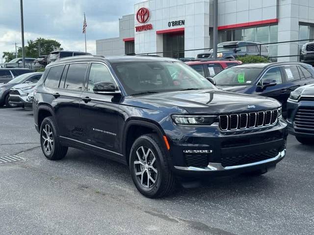 2023 Jeep Grand Cherokee L Limited 4WD photo
