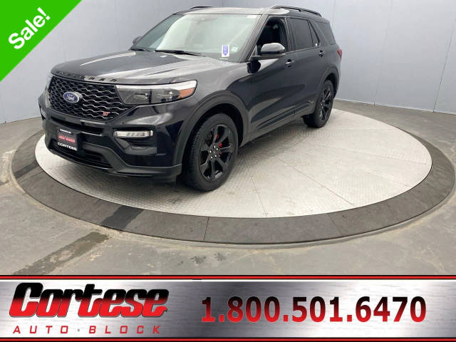 2023 Ford Explorer ST 4WD photo
