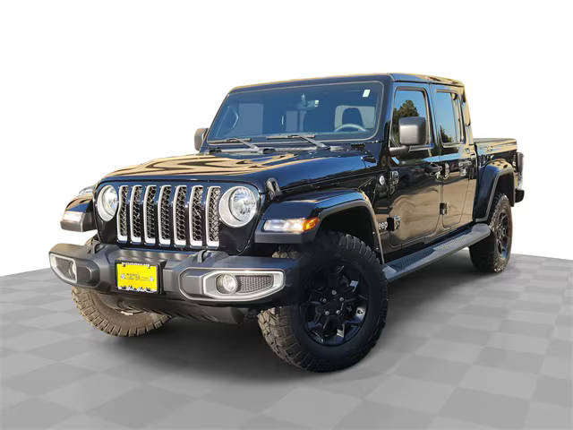 2023 Jeep Gladiator Overland 4WD photo