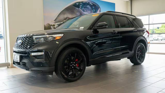 2023 Ford Explorer ST 4WD photo