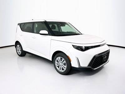 2023 Kia Soul LX FWD photo