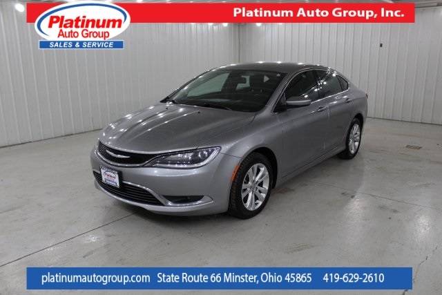 2016 Chrysler 200 Limited FWD photo