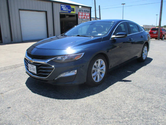 2022 Chevrolet Malibu LT FWD photo