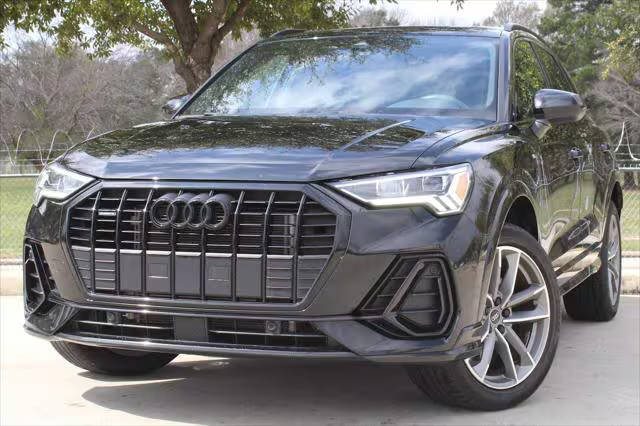 2023 Audi Q3 S line Premium AWD photo