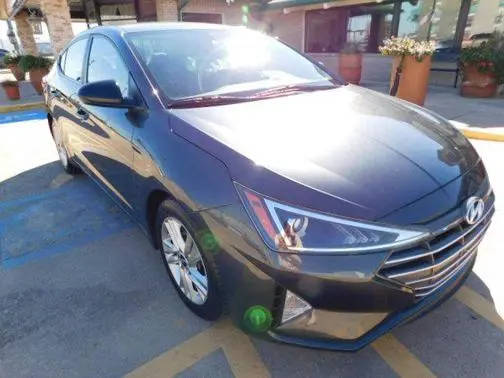 2020 Hyundai Elantra SEL FWD photo