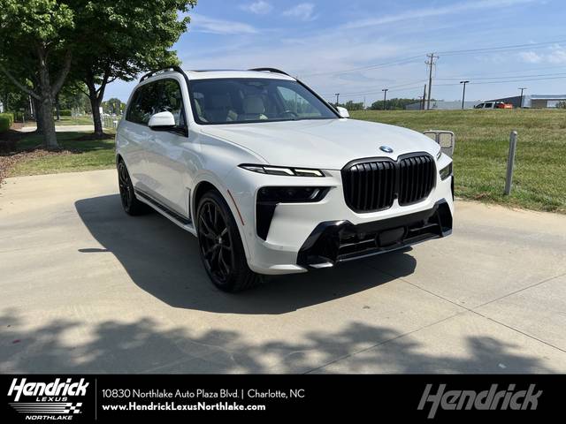 2023 BMW X7 xDrive40i AWD photo