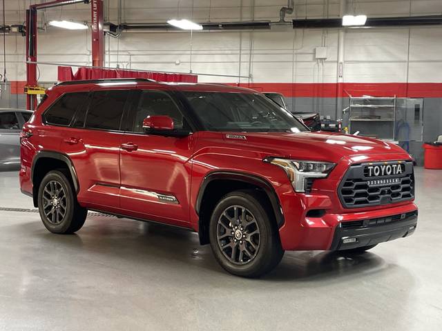 2023 Toyota Sequoia Platinum 4WD photo