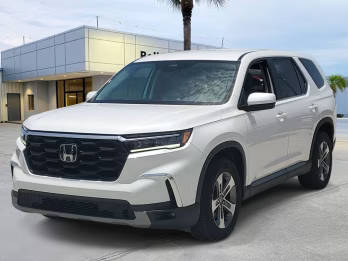 2023 Honda Pilot EX-L 7 Passenger AWD photo