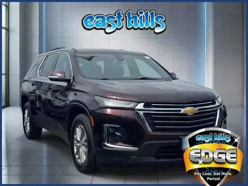 2023 Chevrolet Traverse LT Cloth AWD photo