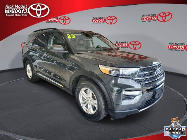 2023 Ford Explorer XLT 4WD photo