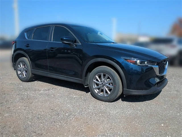 2023 Mazda CX-5 2.5 S Preferred Package AWD photo