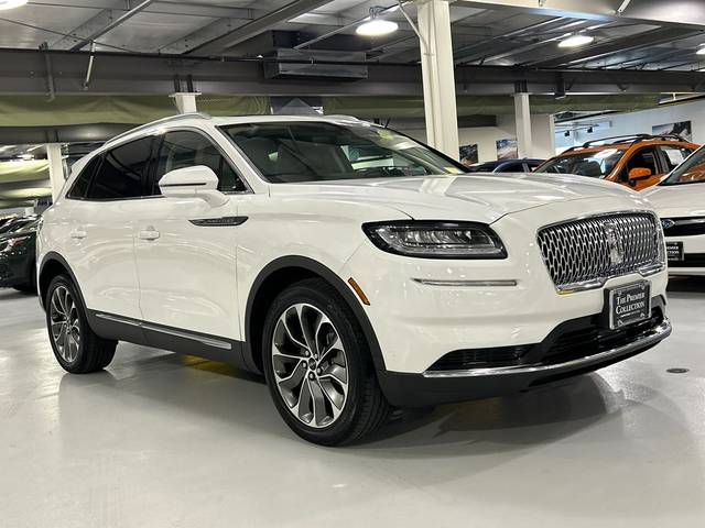 2023 Lincoln Nautilus Reserve AWD photo