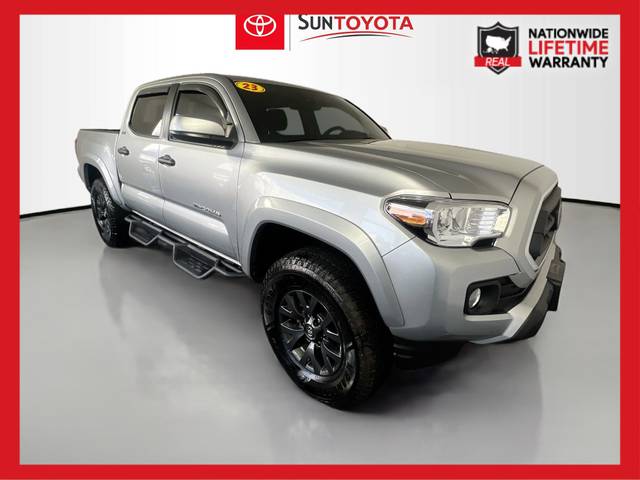 2023 Toyota Tacoma SR5 4WD photo