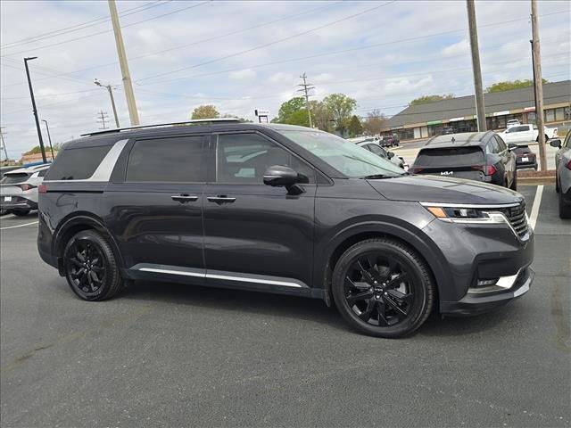 2023 Kia Carnival SX FWD photo