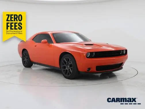 2023 Dodge Challenger SXT RWD photo