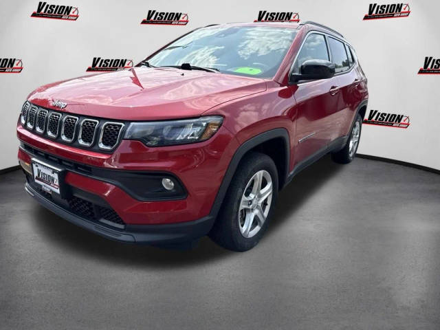 2023 Jeep Compass Latitude 4WD photo