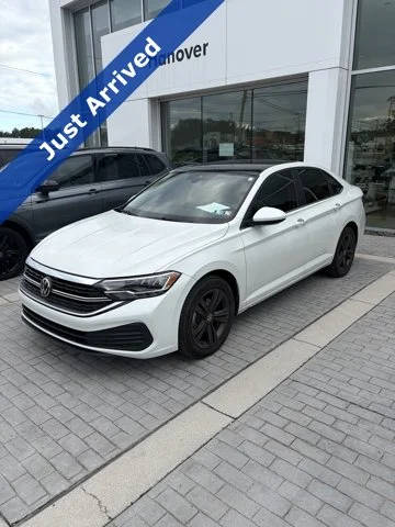 2023 Volkswagen Jetta SE FWD photo
