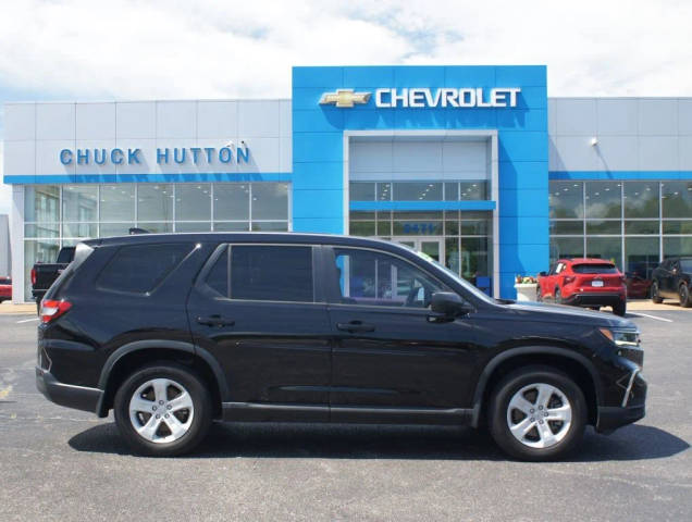 2023 Honda Pilot LX FWD photo