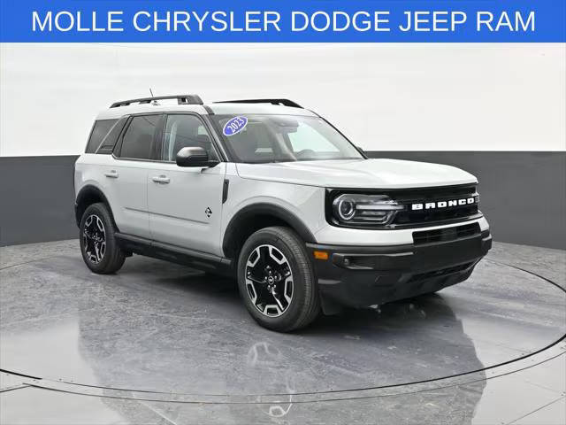 2023 Ford Bronco Sport Outer Banks 4WD photo