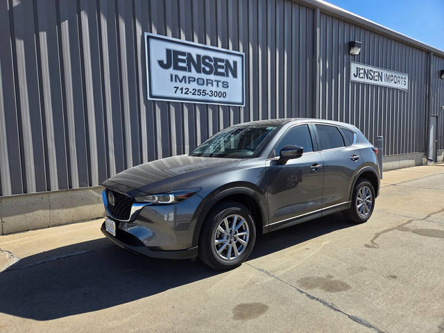 2023 Mazda CX-5 2.5 S Preferred Package AWD photo