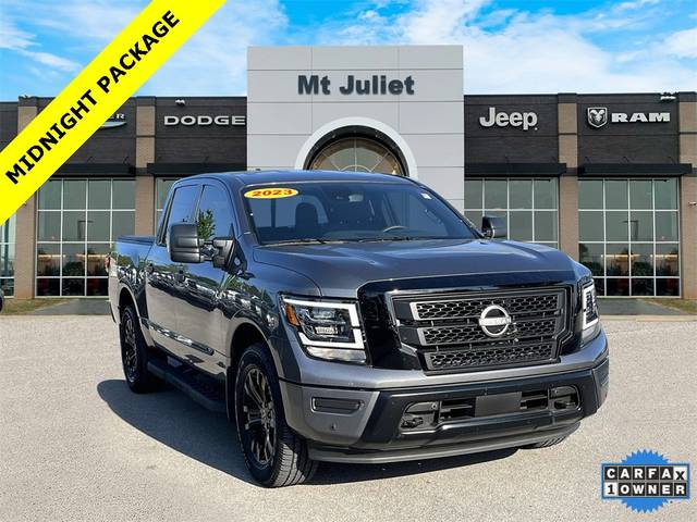 2023 Nissan Titan SV 4WD photo